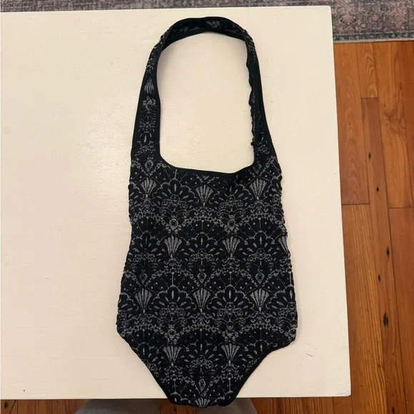 Free People ‘With Love’ Black Lace Backless Bodysuit - Picture 2 of 2